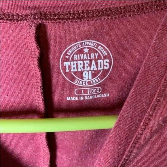 Junior's Iowa State Cyclones V-Neck Graphic T-Shirt Size Large - Picture 4 of 9